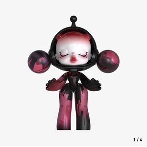 Mega Skullpanda 400% Red Crystal Figure